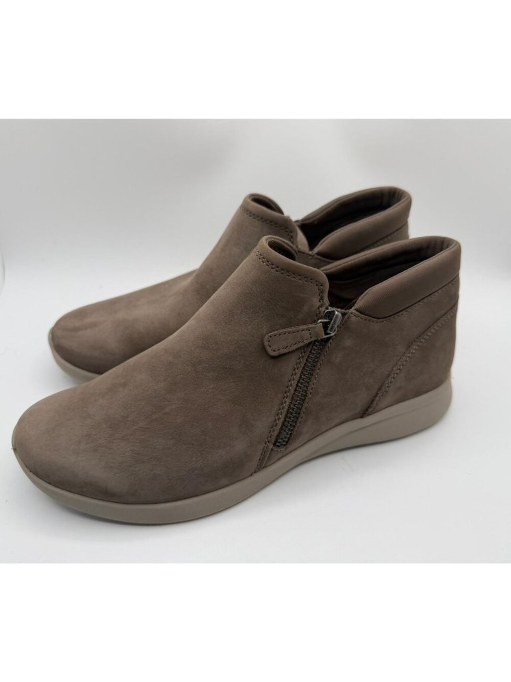 Aetrex Addie Ankle Booties Womens Size 9/9.5 US Taupe Leather Arch Support Shoes
